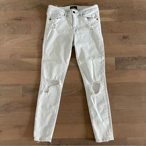 A&F Harper Low Rise Ankle Destroyed Skinny Jean